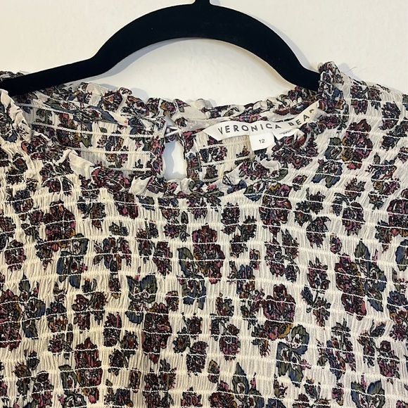 Veronica Beard | Kali smocked floral blouse top Women’s size 12 ruffle stretch - Picture 4 of 10